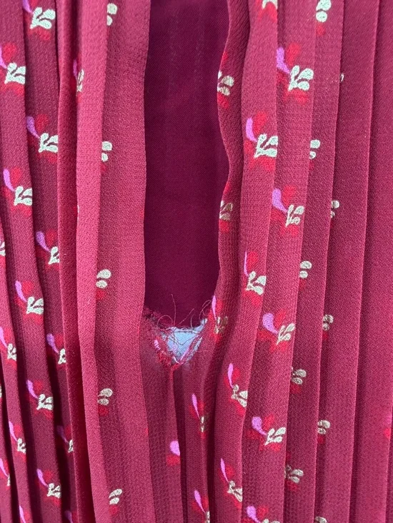 Vineyard Vines Girl's Pleated Long Sleeve Dress - Red/Gold - Large - Picture 8 of 10